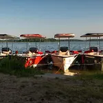 Nad Jeziorem Lodge Kretowiny
