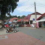 Nad Jeziorem *