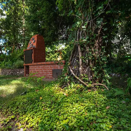 Nad Jeziorem 山林小屋 克雷托维尼