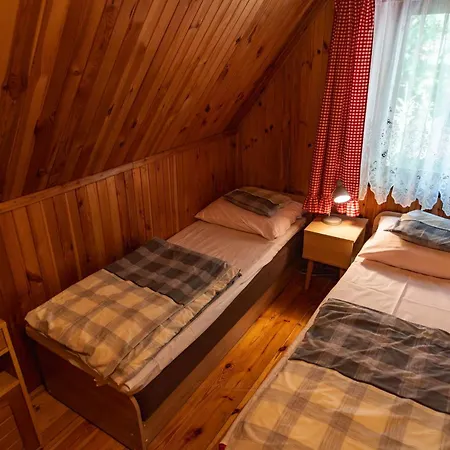 Nad Jeziorem Kretowiny