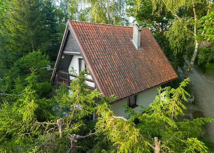 Nad Jeziorem كريتويني